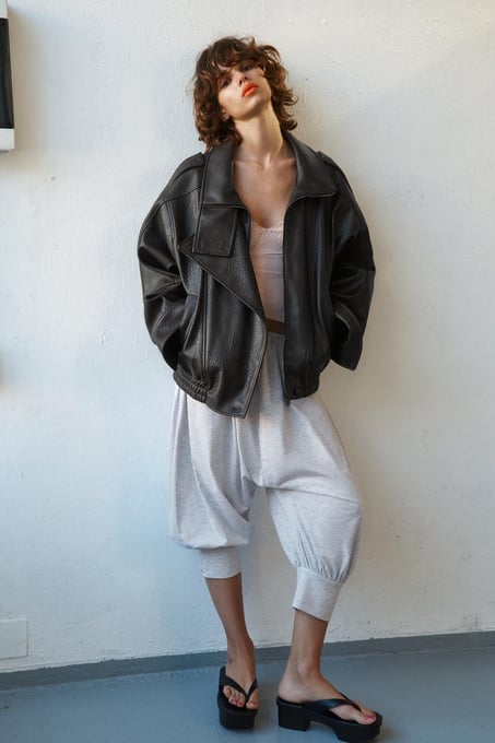 Zara Jacke in Lederoptik - schwarz