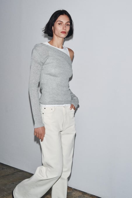 ASYMMETRISCHES T-SHIRT IM DOPPEL-LOOK