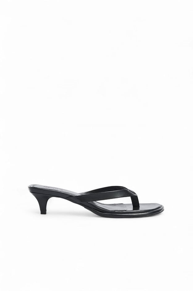 Flip-Flop-Absätze aus Leder Schwarz