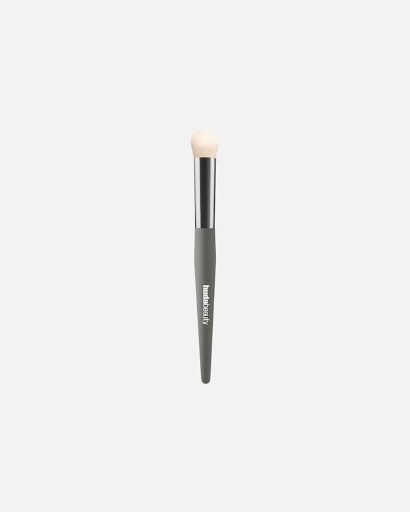 HUDA BEAUTY Undereye Buff Brush