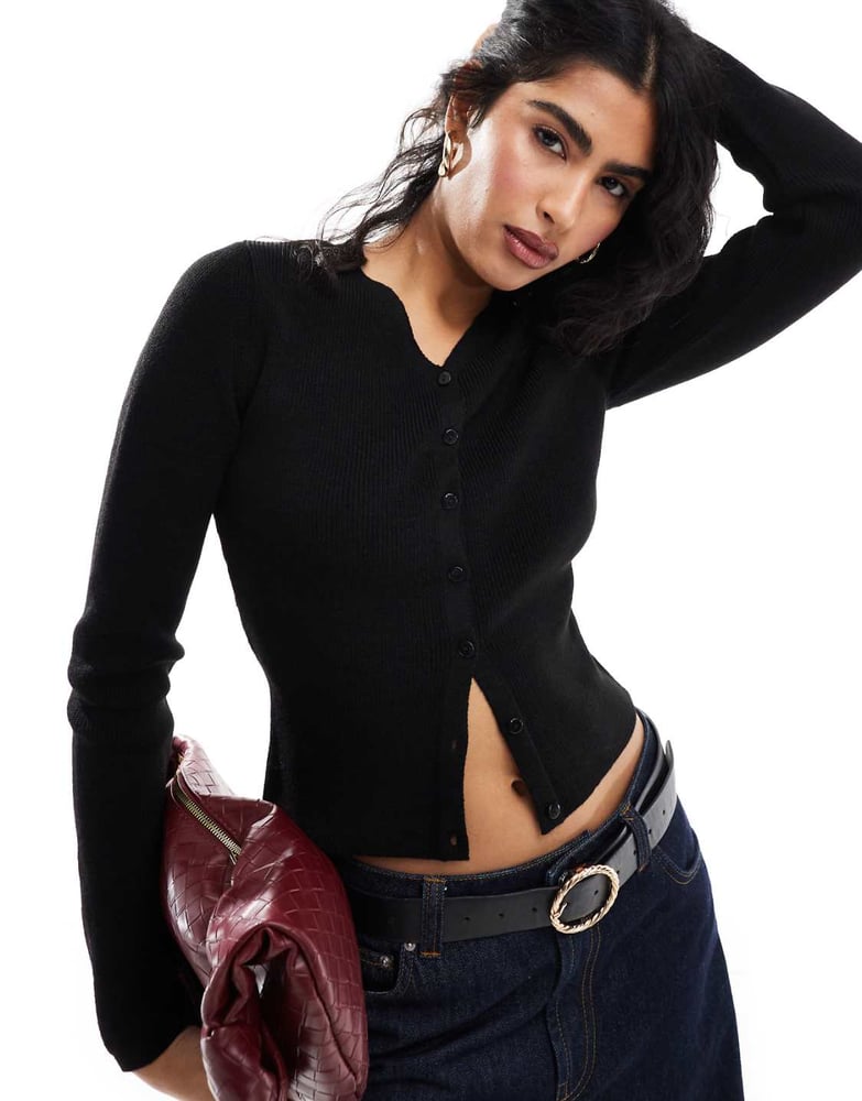 ASOS DESIGN – Strukturierte Strickjacke in Schwarz mit hoch angesetztem V-Ausschnitt