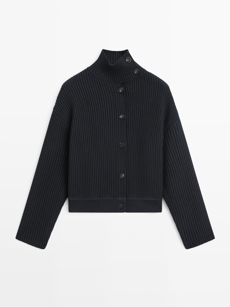 Rollkragen-Cardigan aus 100 % Baumwolle · Marineblau · Tops Und Andere Kleidungsstücke | Massimo Dutti