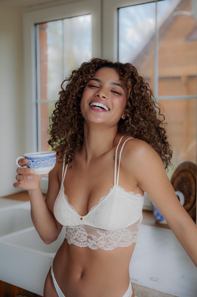 coco-malou Long-Bralette Maye mit Pads in whisper white