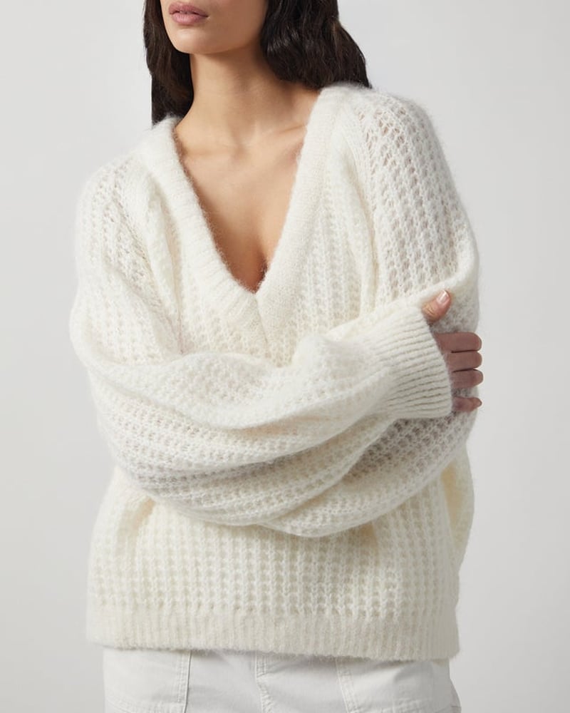Wakakuu Icons  Sweater Easton