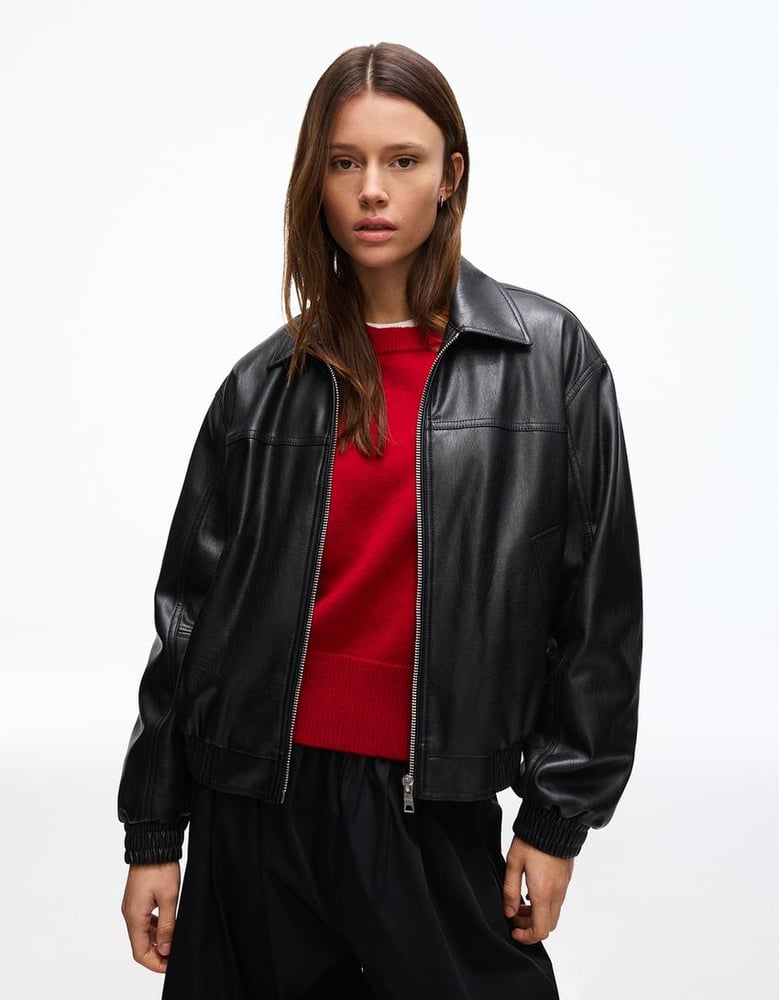 Bershka Jacke in Leder-Optik