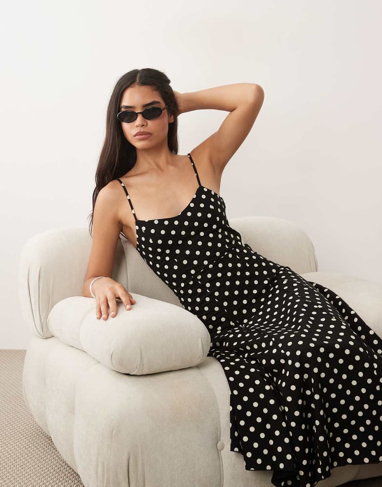 Mango – Maxikleid in Schwarz mit weißen Polka-Dots und schmalen Trägern