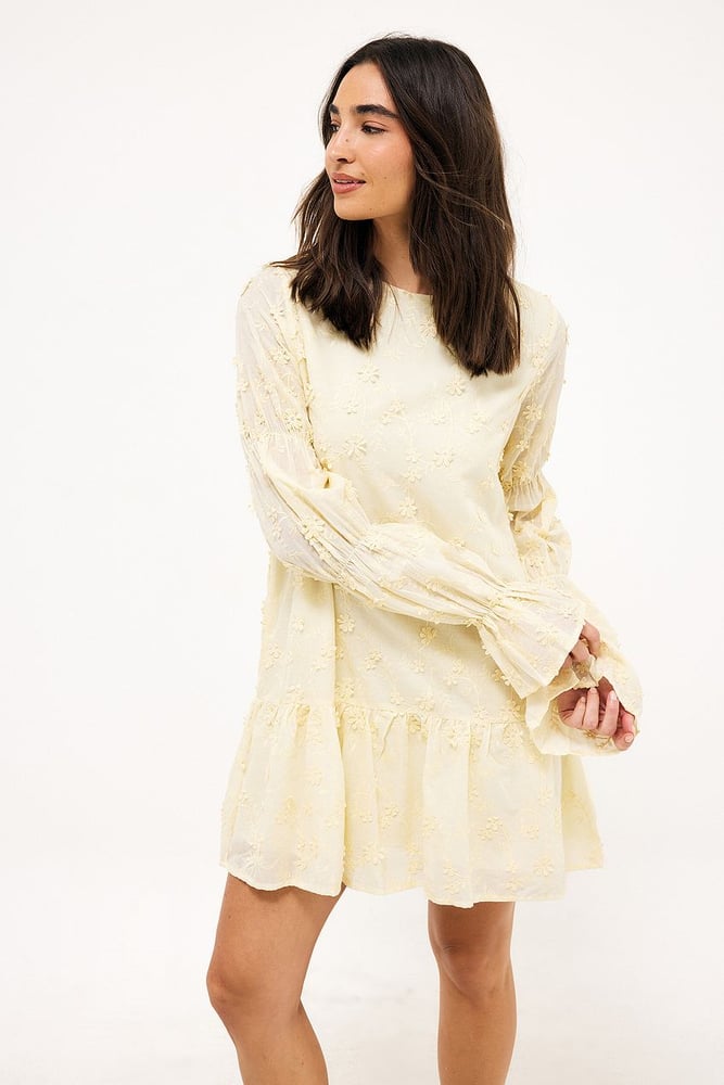 NA-KD Sleeve Detail Deep Back Dress Yellow