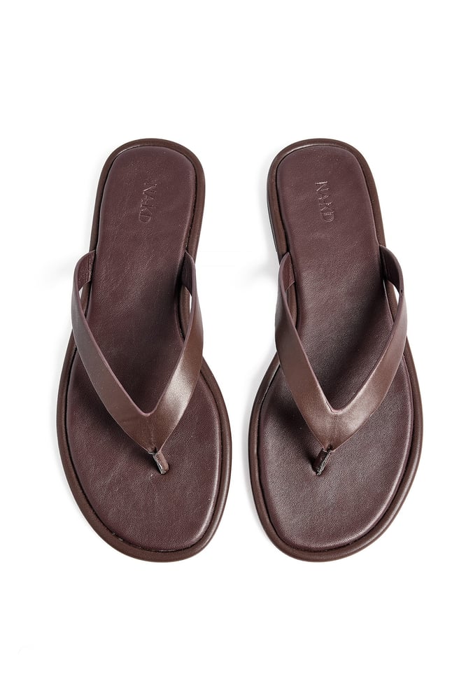 Flache Flip-Flop-Sandalen