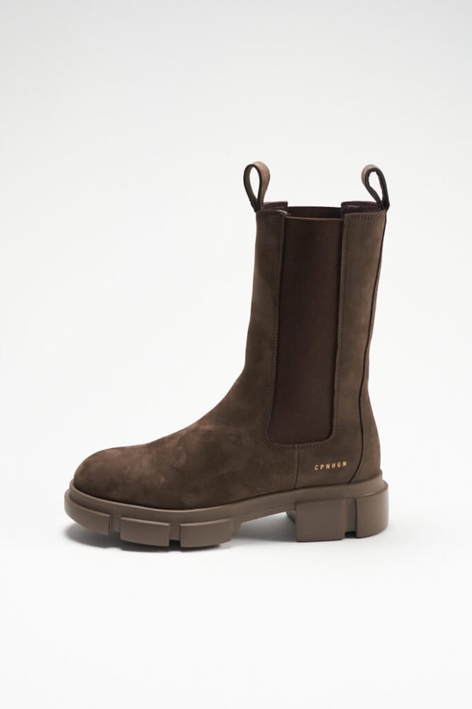CPH500 – nabuc – chocolate | COPENHAGEN STUDIOS®