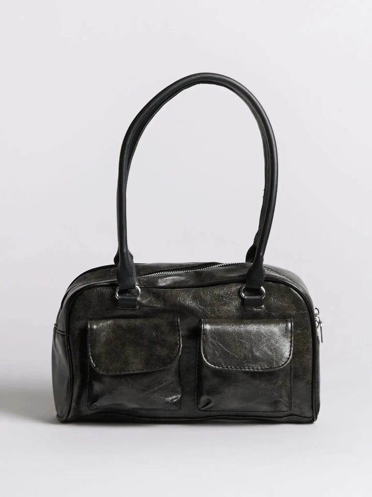 Sleek Distressed Leather Carry
