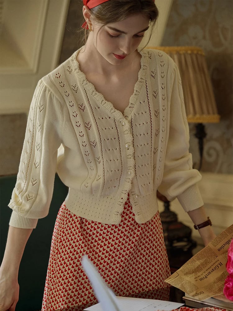 Simple Retro Amira Wave V-neck Cotton Knitted Cardigan