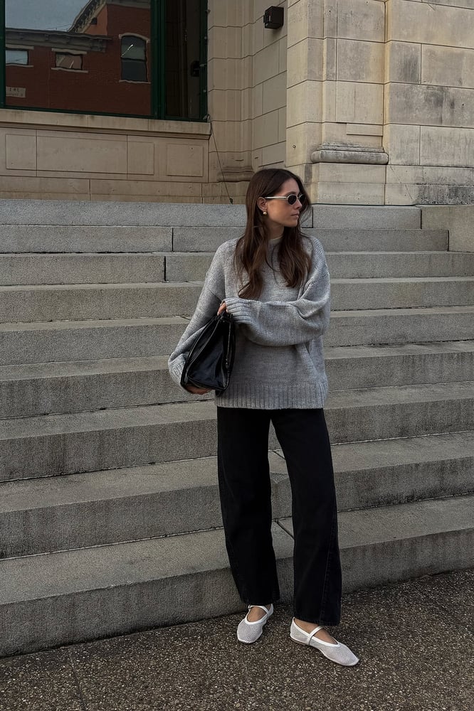Round Neck Knitted Sweater